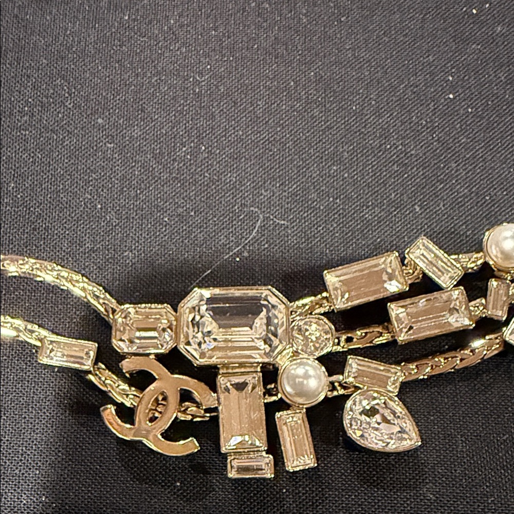 Chanel Gold, Crystal and Pearl Women's Headband - Picture 2 of 4
